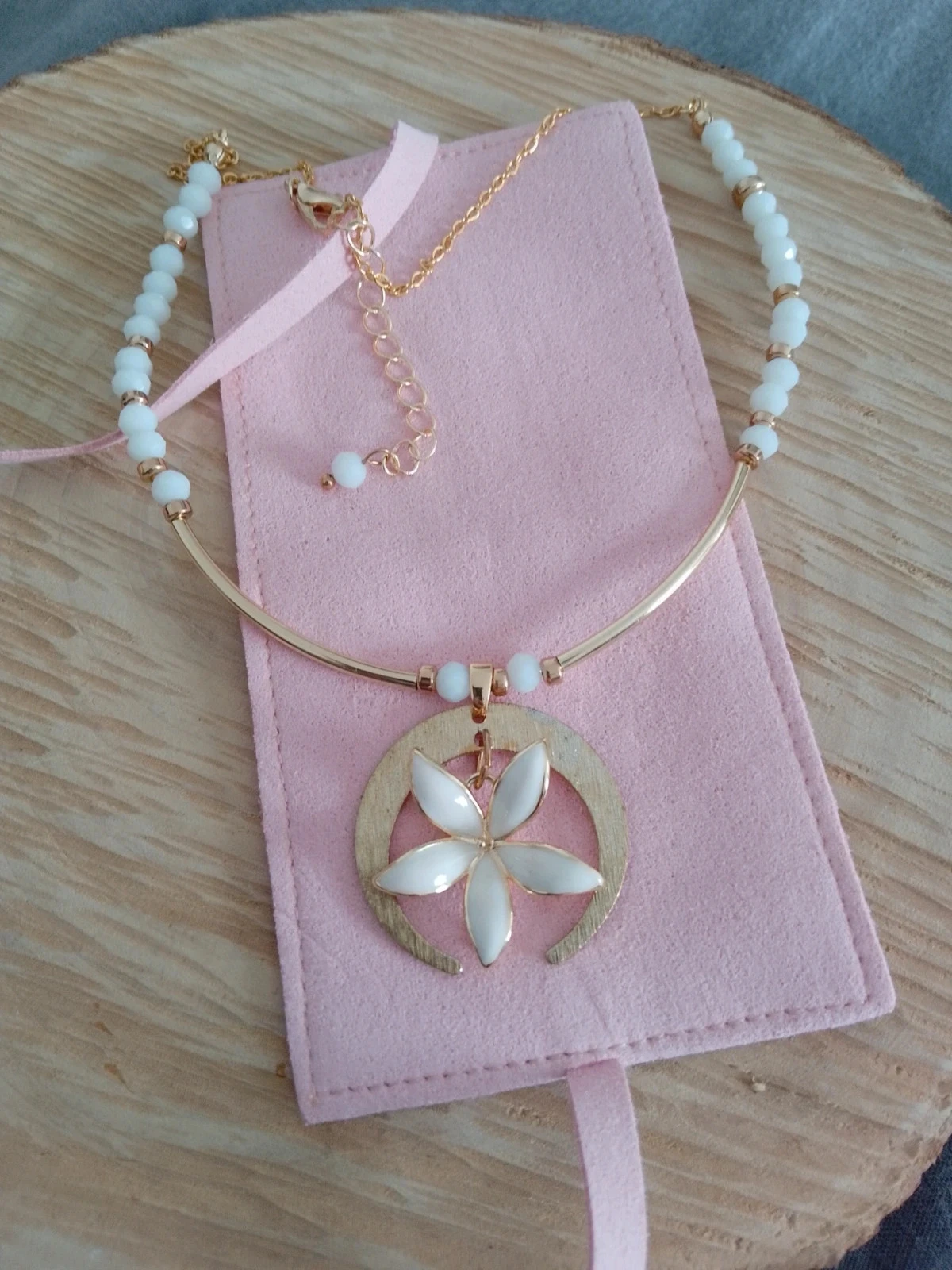 Collier bohème fleur et lune